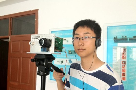 长春理工研究生研制出激光窃听器 长春理工研究生研制出激光窃听器